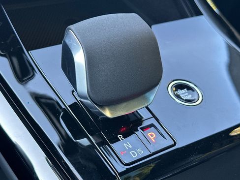 New 2026 Land Rover Range Rover Sport Dynamic SE image 23