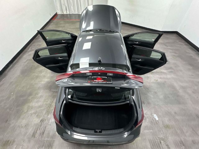 Used 2019 Kia Forte Sedan FWD image 17