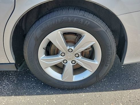 Used 2018 Honda Odyssey EX-L image 8