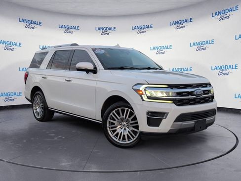 Used 2022 Ford Expedition Limited image 2