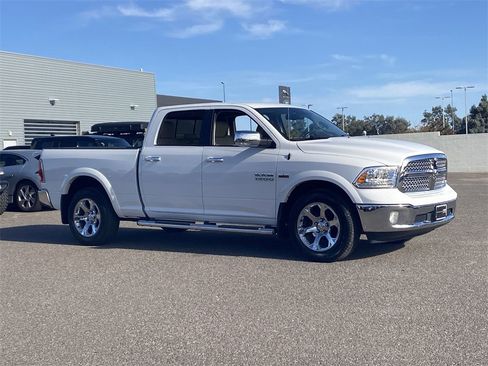 Used 2017 RAM 1500 Laramie image 5