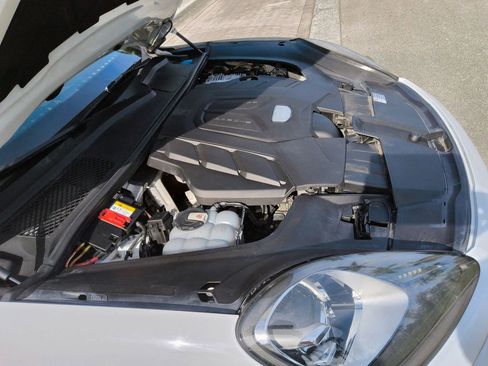 Used 2019 Porsche Cayenne image 35