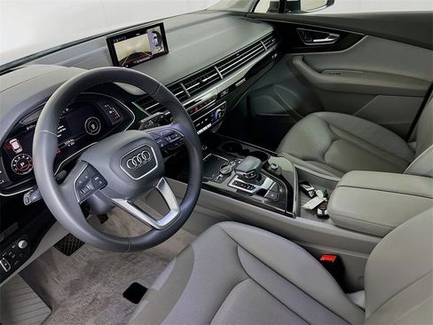 Used 2019 Audi Q7 3.0T Prestige w/ Prestige Package image 9
