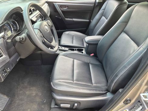 Used 2016 Toyota Corolla LE Premium FWD image 14