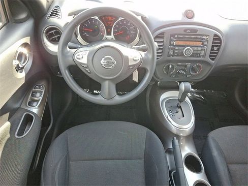 Used 2014 Nissan Juke S image 12