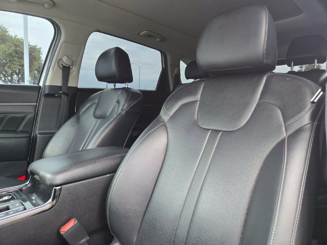 Certified 2023 Kia Sorento SX AWD/4WD image 13