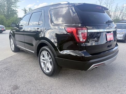 Used 2016 Ford Explorer Limited w/ Equipment Group 301A FWD image 6
