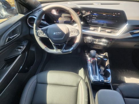 New 2026 Chevrolet Trax RS w/ Sunroof Package image 20