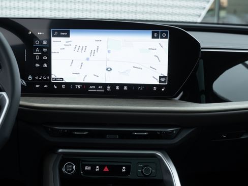 New 2025 Audi Q5 Premium Plus image 15