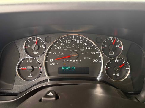 Used 2023 GMC Savana 2500 w/ Driver Convenience Package image 18