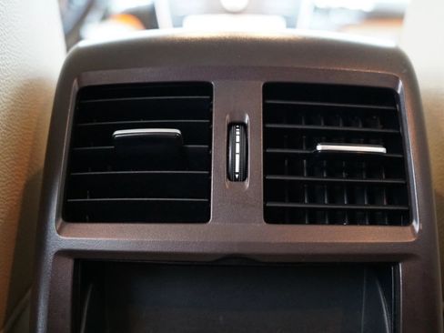 Used 2018 Mercedes-Benz GLS 450 4MATIC image 33