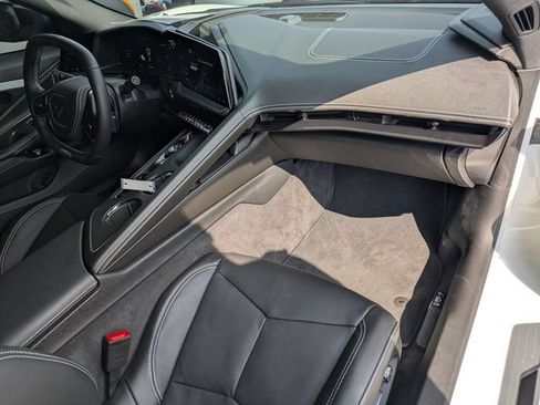 Used 2026 Chevrolet Corvette Z06 RWD image 34