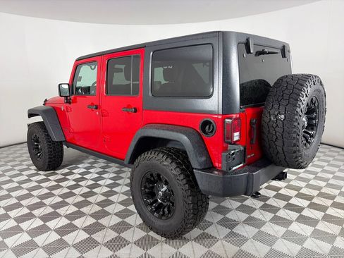 Used 2016 Jeep Wrangler Unlimited Rubicon w/ Connectivity Group AWD/4WD image 5