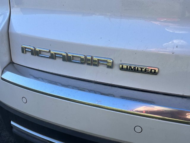 Used 2017 GMC Acadia Limited SLT FWD image 12