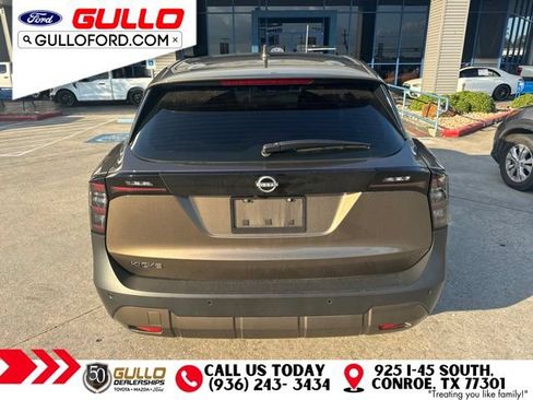 Used 2025 Nissan Kicks S FWD image 7