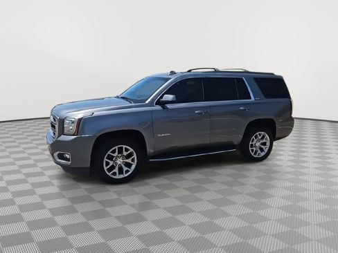Used 2019 GMC Yukon SLT w/ Open Road Package image 4