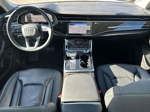 Used 2023 Audi Q8 Premium AWD/4WD image 16