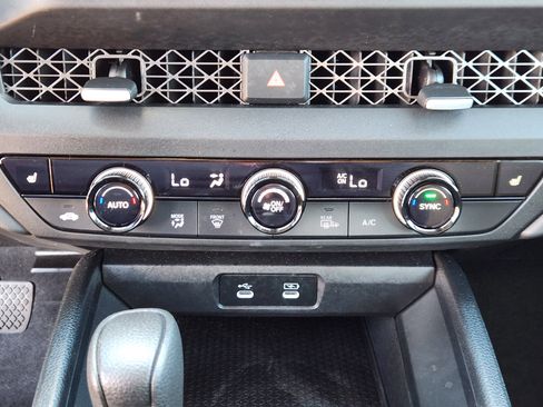 Certified 2025 Honda Accord SE image 21