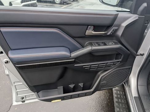 New 2026 Toyota 4Runner 4WD image 15