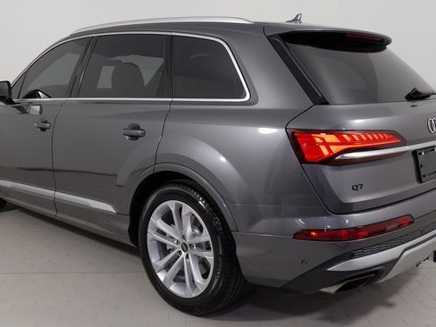 Used 2025 Audi Q7 3.0T Prestige w/ Prestige Package image 14