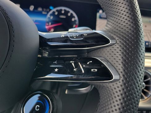 Used 2025 Mercedes-Benz G 63 AMG 4MATIC image 23