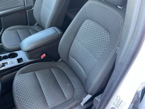 Used 2024 Ford Escape Active w/ Tech Pack #1 AWD/4WD image 22