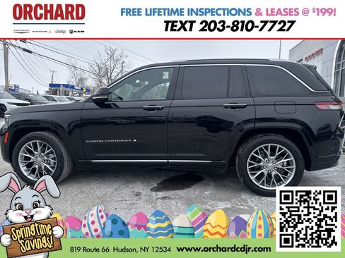 Used 2023 Jeep Grand Cherokee Summit w/ Adv Protech Group IV AWD/4WD image 4