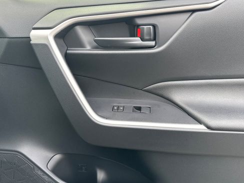 Certified 2025 Toyota RAV4 LE image 22
