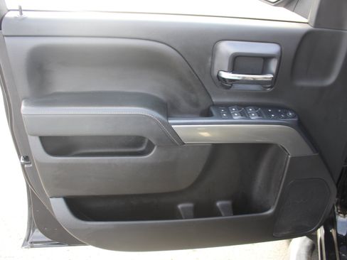 Used 2019 Chevrolet Silverado 1500 LT image 12