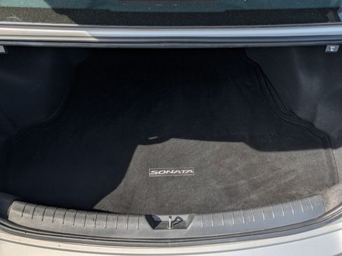 Used 2018 Hyundai Sonata SE FWD image 18