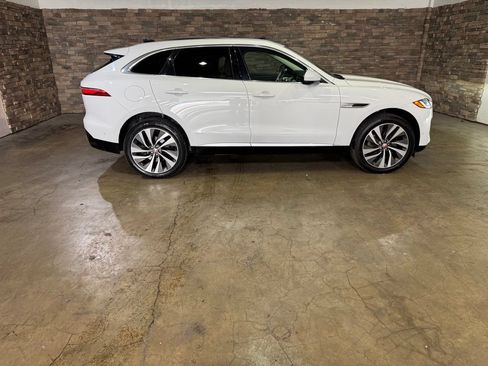 Used 2021 Jaguar F-PACE S AWD/4WD image 10
