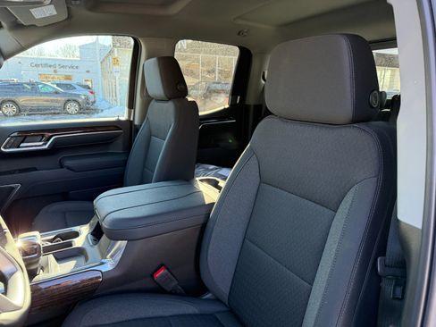 New 2026 GMC Sierra 1500 Elevation w/ Preferred Package image 14