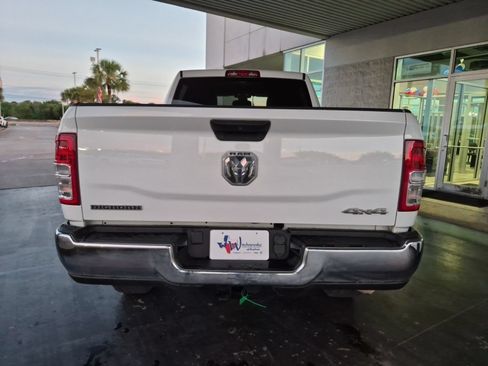 Used 2024 RAM 2500 Big Horn AWD/4WD image 5