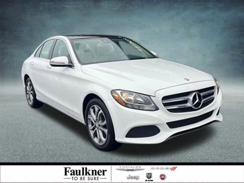 Used 2017 Mercedes-Benz C 300 4MATIC Sedan image 1