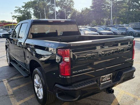 Used 2021 Chevrolet Silverado 1500 Custom AWD/4WD image 17