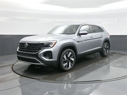 New 2026 Volkswagen Atlas Cross Sport SE image 3