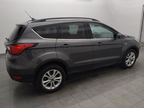 Used 2019 Ford Escape SEL image 10