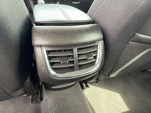 Used 2023 Chevrolet Malibu LT FWD image 25
