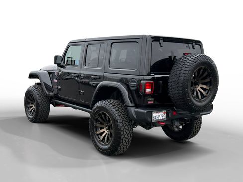 Used 2021 Jeep Wrangler Unlimited Rubicon AWD/4WD image 3