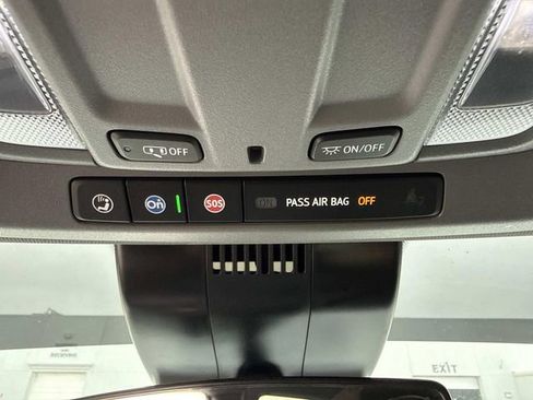 Used 2024 GMC Sierra 1500 Pro w/ Pro Value Package image 17