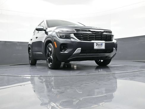 Certified 2024 Kia Seltos EX AWD/4WD image 28