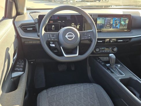 New 2026 Nissan Kicks SV w/ SV Premium Package image 18