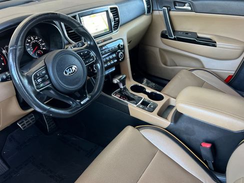 Used 2018 Kia Sportage SX FWD image 11