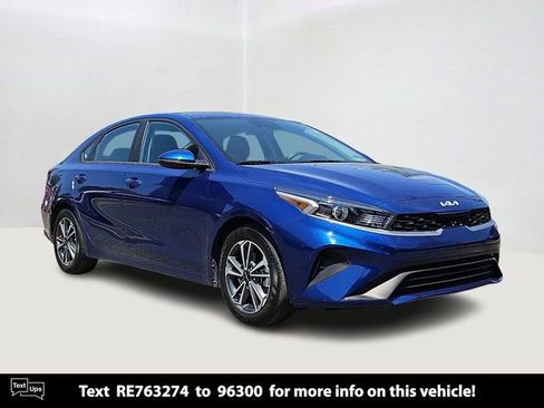Certified 2024 Kia Forte LXS w/ LXS Technology Package FWD image 1