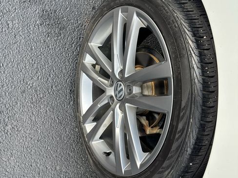 Used 2018 Volkswagen Passat 2.0T S image 25