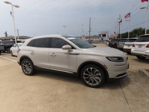Certified 2022 Lincoln Nautilus Reserve FWD image 6