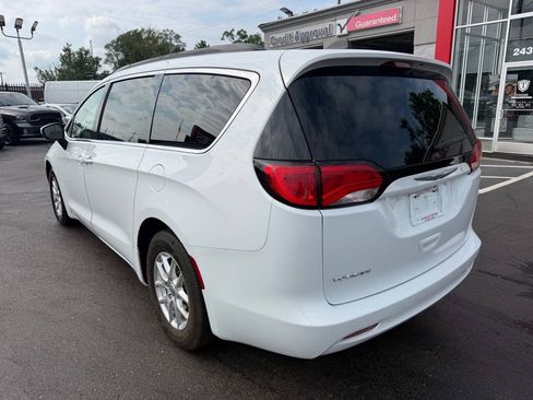 Used 2021 Chrysler Voyager Lxi FWD image 7