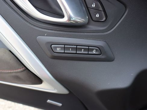 Used 2018 Chevrolet Camaro ZL1 RWD image 20