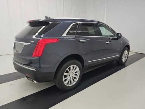 Used 2018 Cadillac XT5 FWD image 4