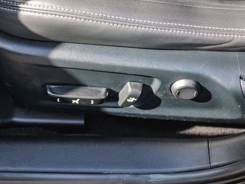 Used 2015 Lexus IS 250 w/ Navigation System Package image 21